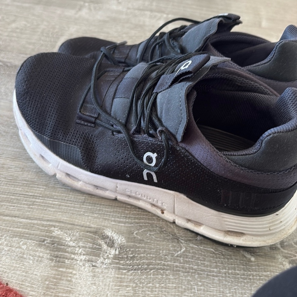 On cloud cloudnova phantom white size 7.5 W